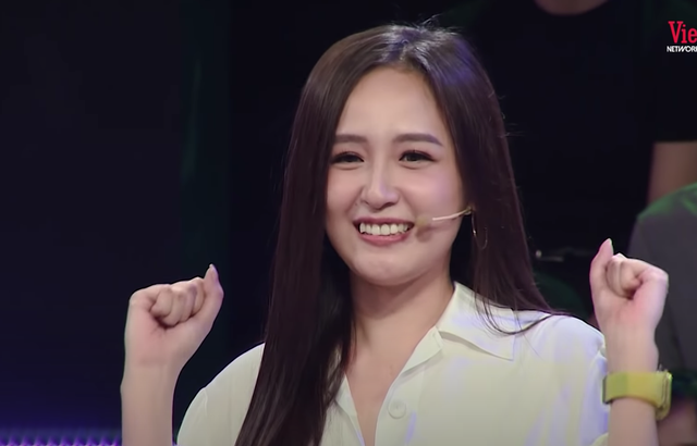 Mai Phương Thúy xinh đẹp xuất hiện trong chương trình.