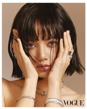 Cùng với thần thái thu hút, bộ ảnh của người đẹp nhanh chóng cán mốc 5.7 triệu lượt yêu thích chỉ sau 1 ngày đăng tải.