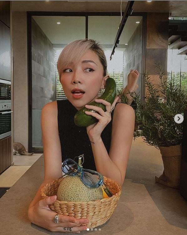 Mới đây, Tóc Tiên chia sẻ bộ ảnh trên trang cá nhân nhận được lượt tương tác lớn từ mạng xã hội.