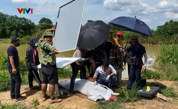 Để thực hiện các phân đoạn xuất hiện ở 6 tập phim đầu tiên, đoàn phim đã quay liên tục 22 tiếng mỗi ngày.