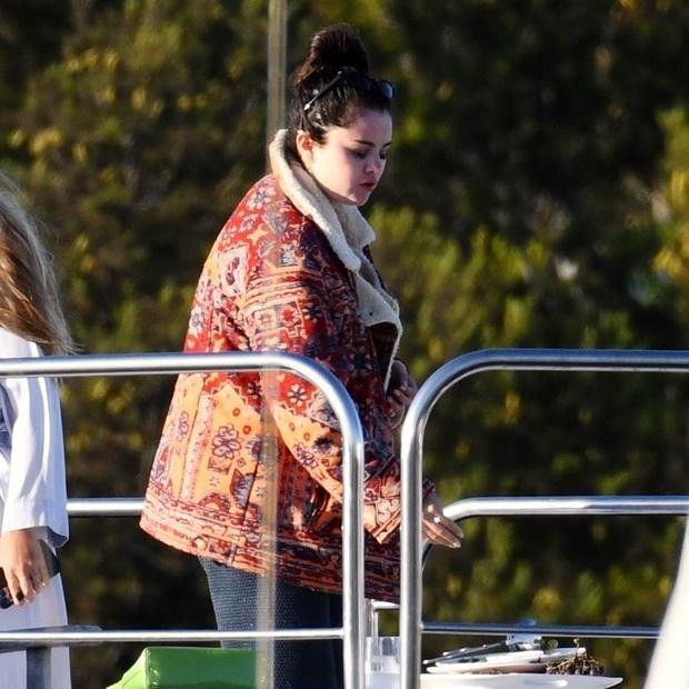 Đáng chú ý, ngoại hình của nữ ca sĩ sau thời gian vắng bóng khiến khán giả khó nhận ra. Đáng chú ý, ngoại hình của nữ ca sĩ sau thời gian vắng bóng khiến khán giả khó nhận ra.