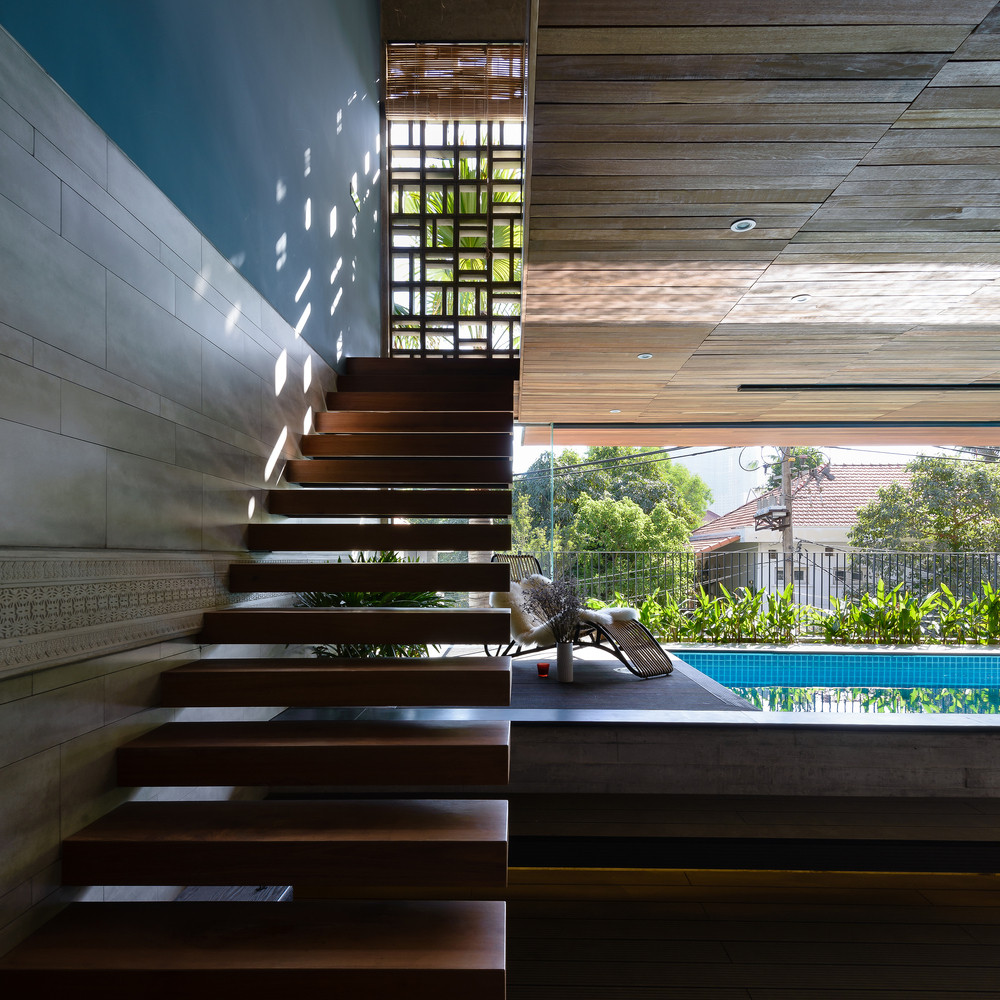 Khi ngôi nhà hoàn thiện, nhiều tạp chí, trang tin nước ngoài liên tục đăng tải hình ảnh và thể hiện sự thích thú với lối kiến trúc này.