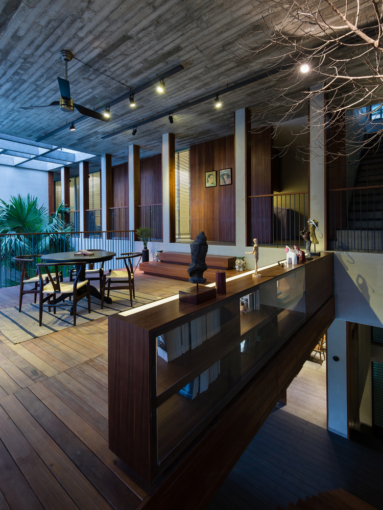 Khi ngôi nhà hoàn thiện, nhiều tạp chí, trang tin nước ngoài liên tục đăng tải hình ảnh và thể hiện sự thích thú với lối kiến trúc này.