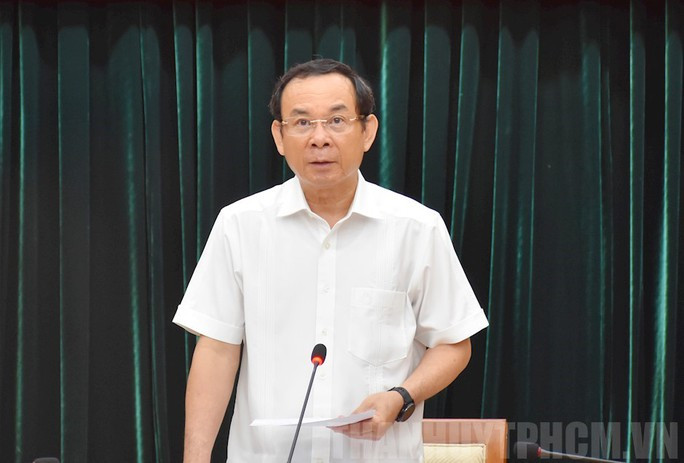 Ủy viên Bộ Chính trị, Bí thư Thành ủy TP HCM, Trưởng Ban Chỉ đạo Nguyễn Văn Nên phát biểu tại buổi họp. Ảnh: Trang tin điện tử Đảng bộ TP HCM