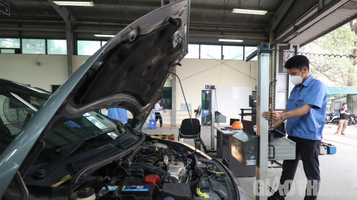 Xe cá nhân được nới chu kỳ kiểm định lên 6 tháng so với trước đây