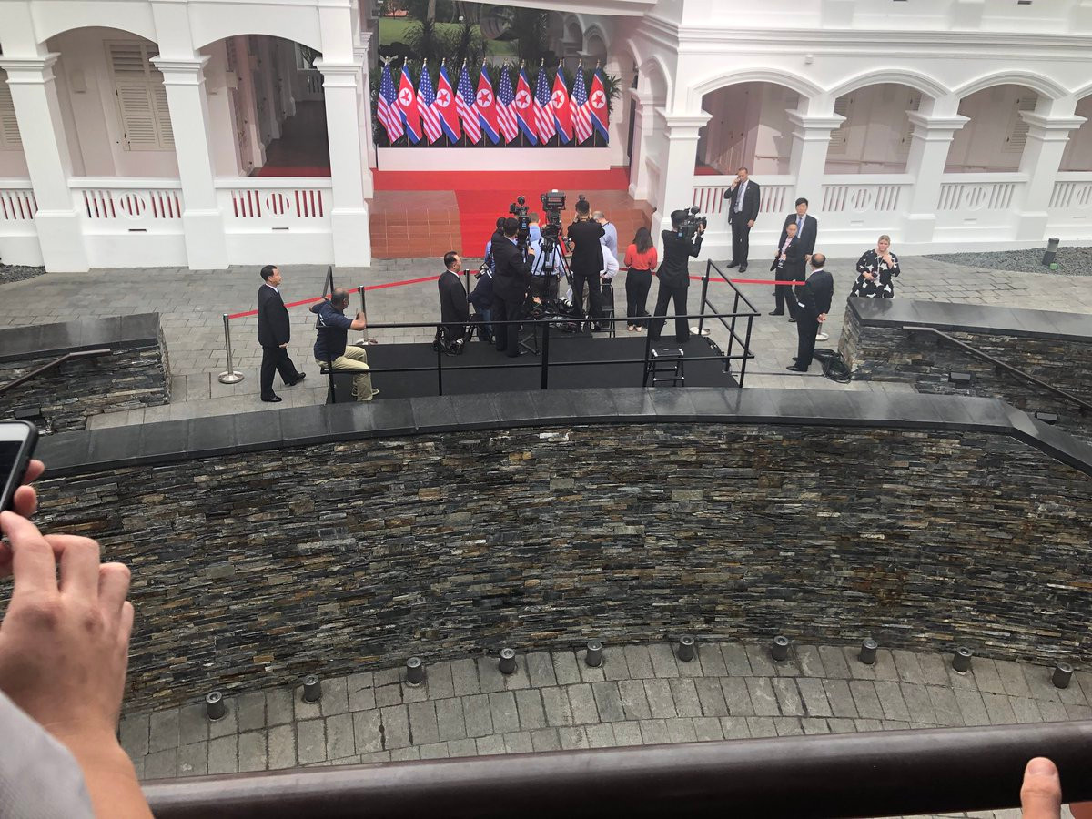 Ông Kim Jong-un: 'Thế giới ngỡ khoảnh khắc này như bộ phim viễn tưởng' ảnh 31