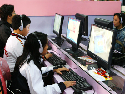 Mạng ảo, hậu quả thật (ảnh chỉ mang tính minh họa). Ảnh: Hồng Vĩnh. Mạng ảo, hậu quả thật (ảnh chỉ mang tính minh họa) Ảnh: Hồng Vĩnh