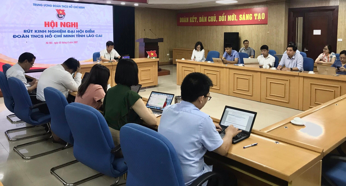 T.Ư Đoàn tổ chức hội nghị rút kinh nghiệm đại hội điểm Đoàn TNCS Hồ Chí Minh tỉnh Lào Cai lần thứ XIV, nhiệm kỳ 2022 - 2027. T.Ư Đoàn tổ chức hội nghị rút kinh nghiệm đại hội điểm Đoàn TNCS Hồ Chí Minh tỉnh Lào Cai lần thứ XIV, nhiệm kỳ 2022 - 2027.