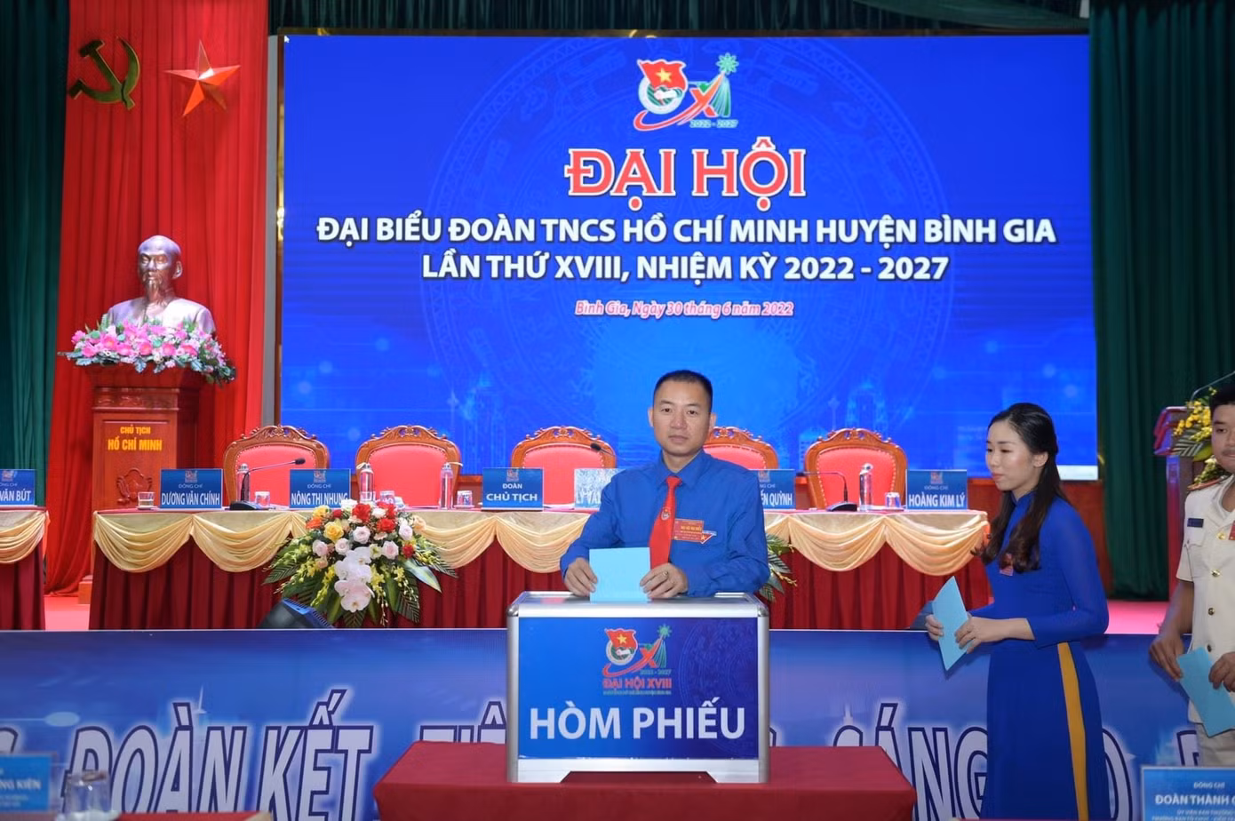 Trong 18 Huyện, Thành đoàn và Đoàn trực thuộc có 4 đơn vị bầu trực tiếp Bí thư tại đại hội