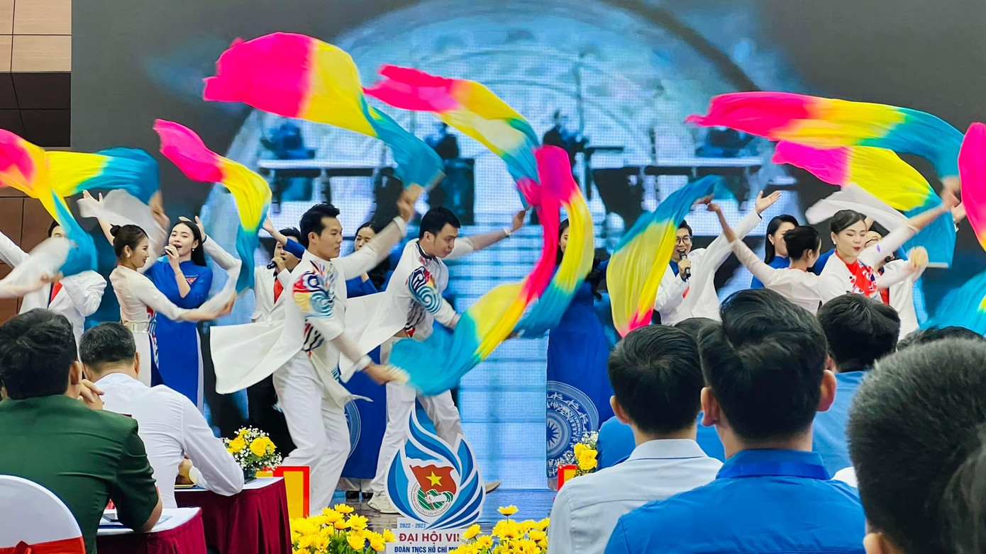 Các tiết mục văn nghệ đặc sắc tại Đại hội