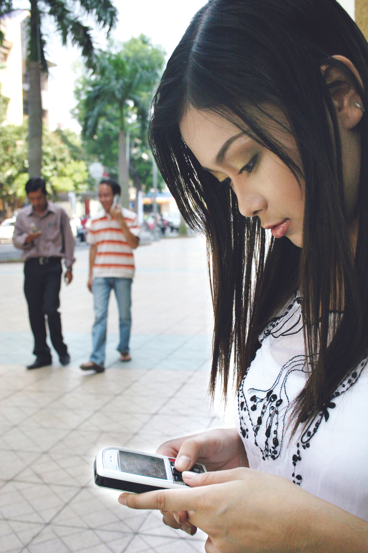 Nhiều mạng có số lượng thuê bao lớn nên luôn cần xin thêm đầu số. Ảnh: Xuân Phú