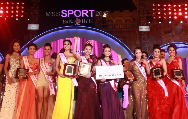 Hạnh phúc đăng quang