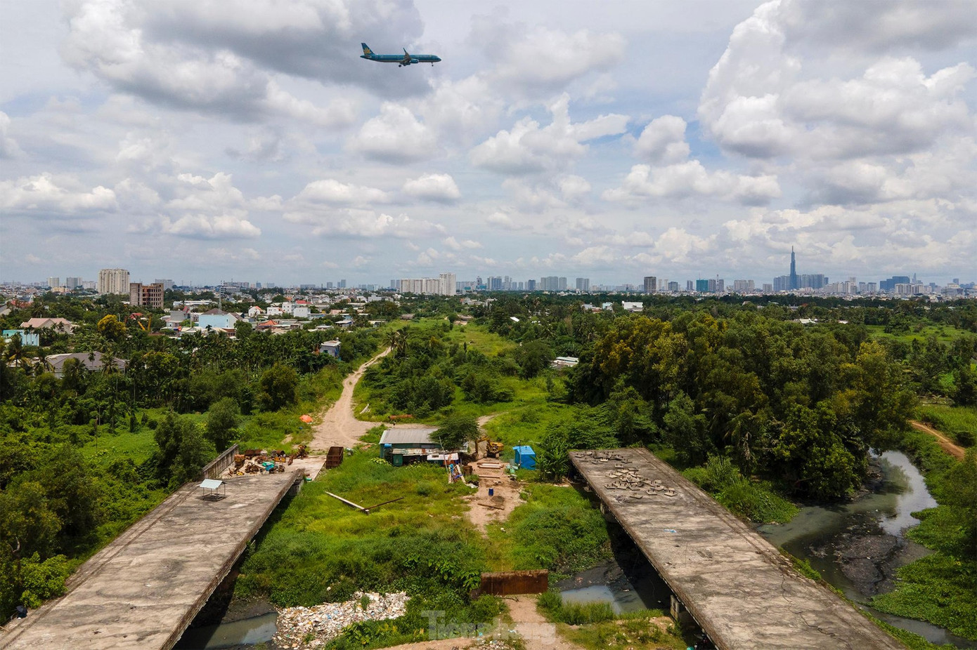 Đoạn 3 của đường Vành đai 2 TPHCM từ đường Phạm Văn Đồng đến nút giao Gò Dưa ở TP Thủ Đức. Ảnh: PHẠM NGUYỄN