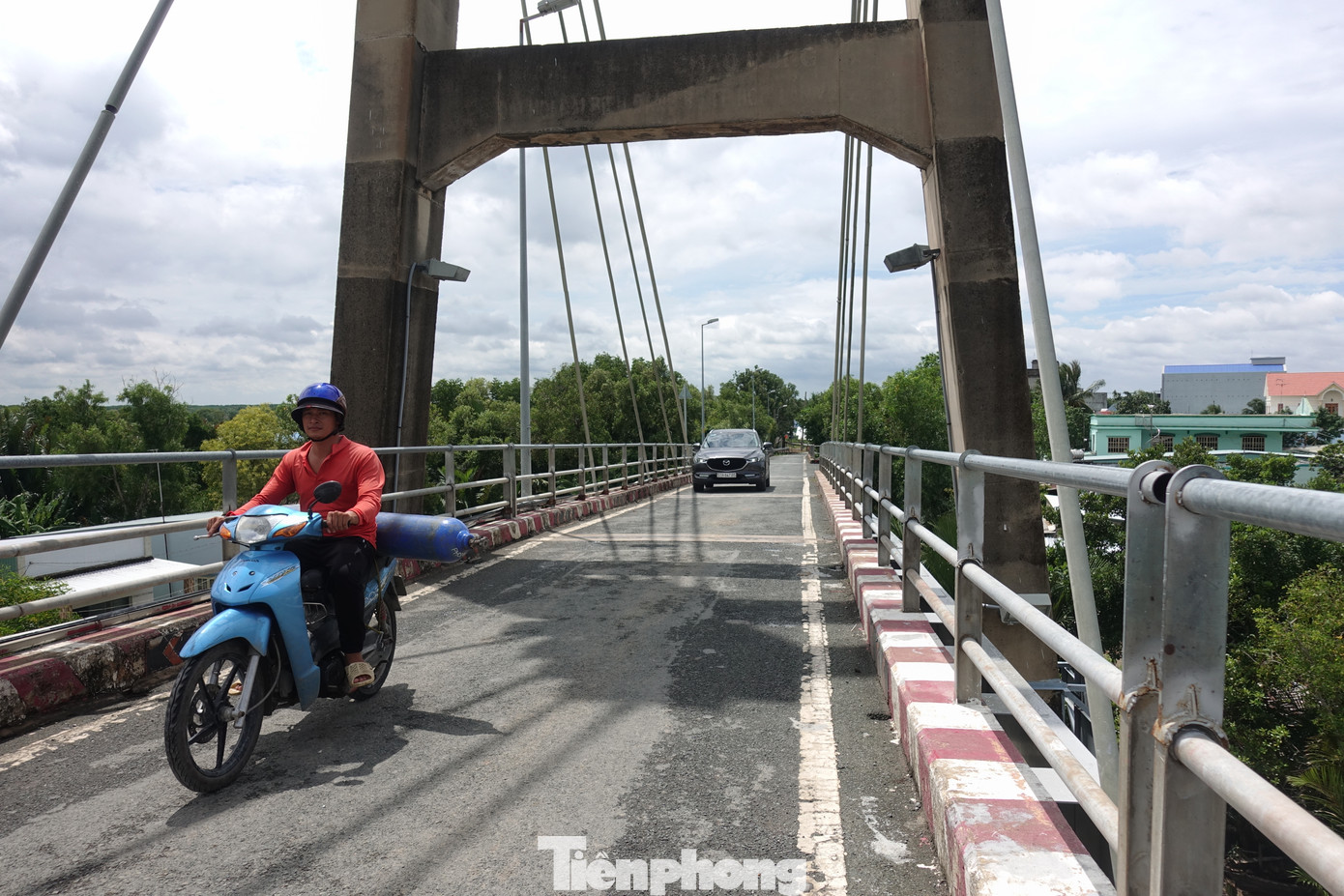 Cầu Vàm Sát 1 chỉ rộng 5 mét.