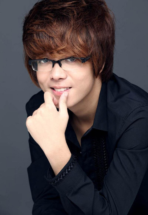 Bùi Anh Tuấn - 'hoàng tử scandal' của showbiz Việt