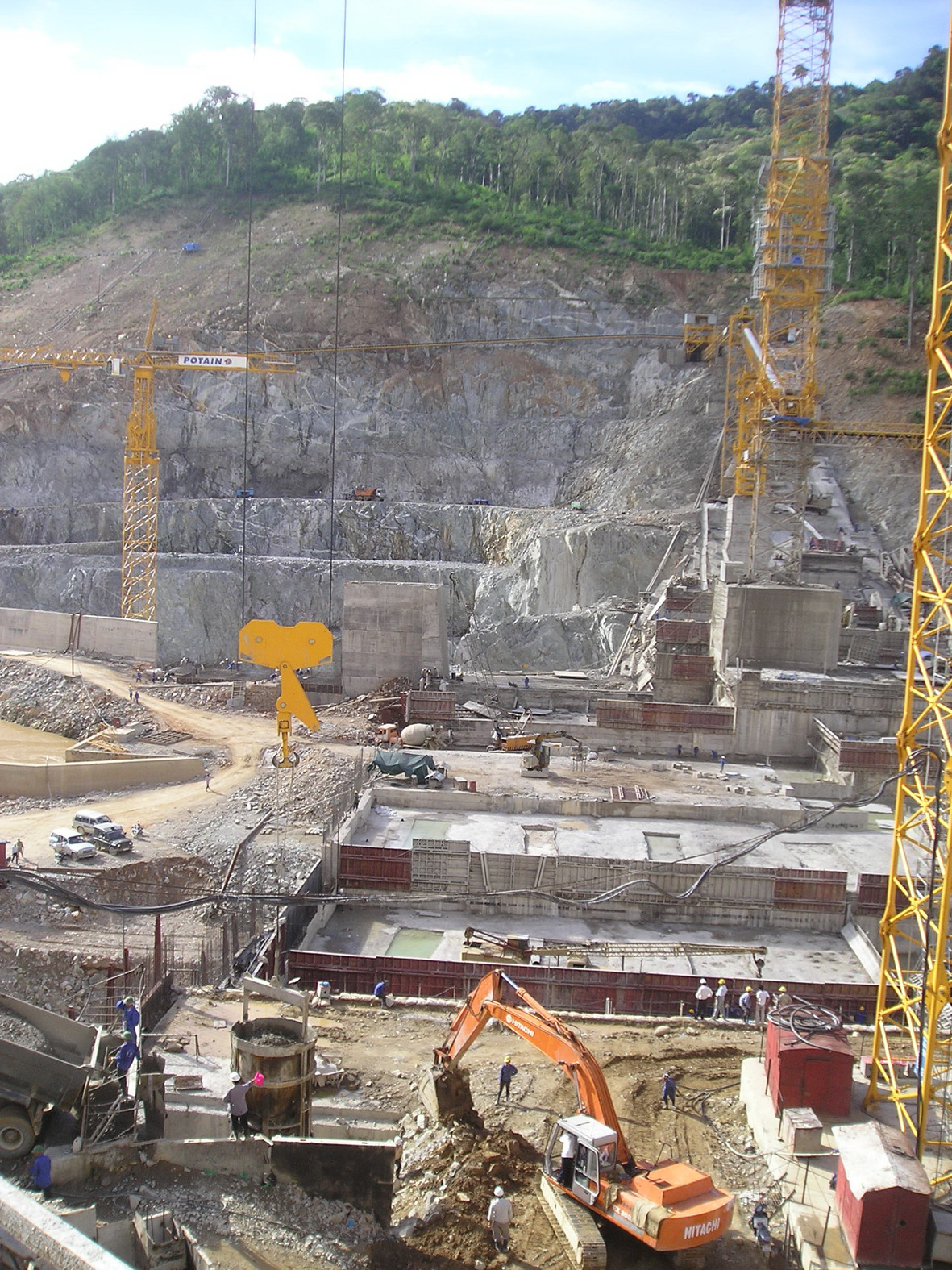 Công trình thủy điện Sê San 4