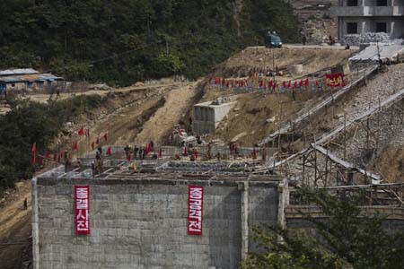 Cho đến ngày 20/9, nhiều khu vực vẫn còn ngổn ngang 