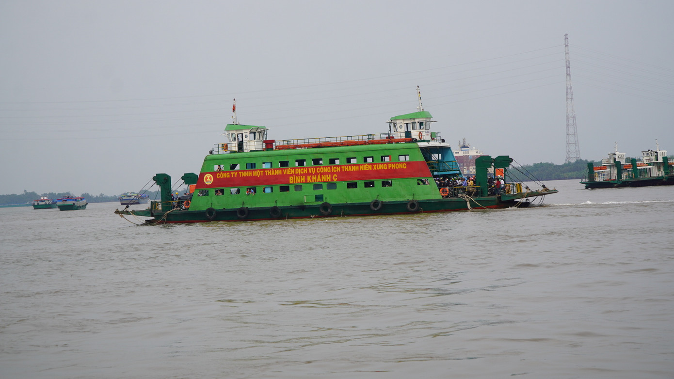 Đơn vị vận hành phà Cát Lái cho biết đã huy động tất cả phương tiện để phục vụ hành khách.