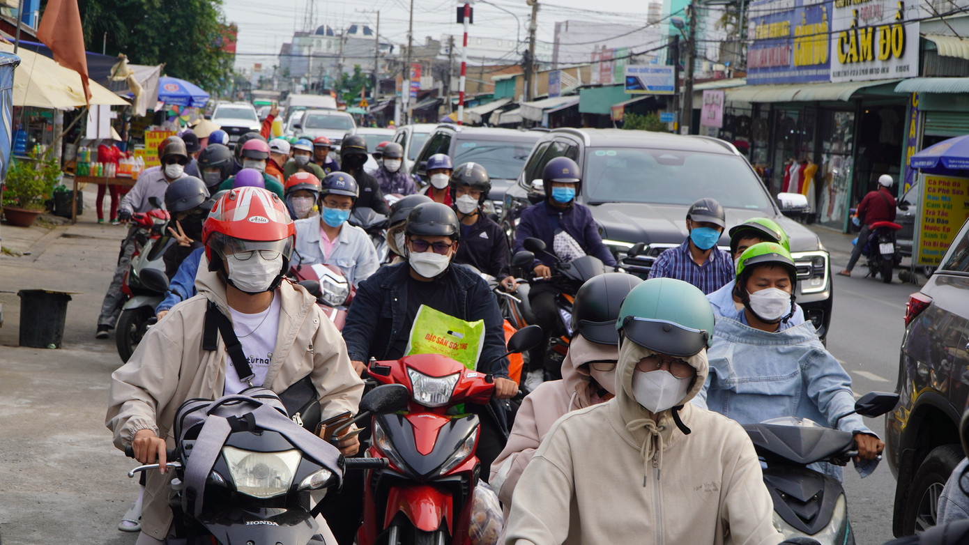 Khu vực phà Cát Lái (kết nối TPHCM - tỉnh Đồng Nai) thường xuyên xảy ra tình trạng ùn ứ vào các dịp lễ, Tết khi lưu lượng phương tiện gia tăng. Hiện nay, UBND tỉnh Đồng Nai và TPHCM thống nhất phương án xây dựng cầu Cát Lái nhằm giải quyết vấn đề ùn tắc.
