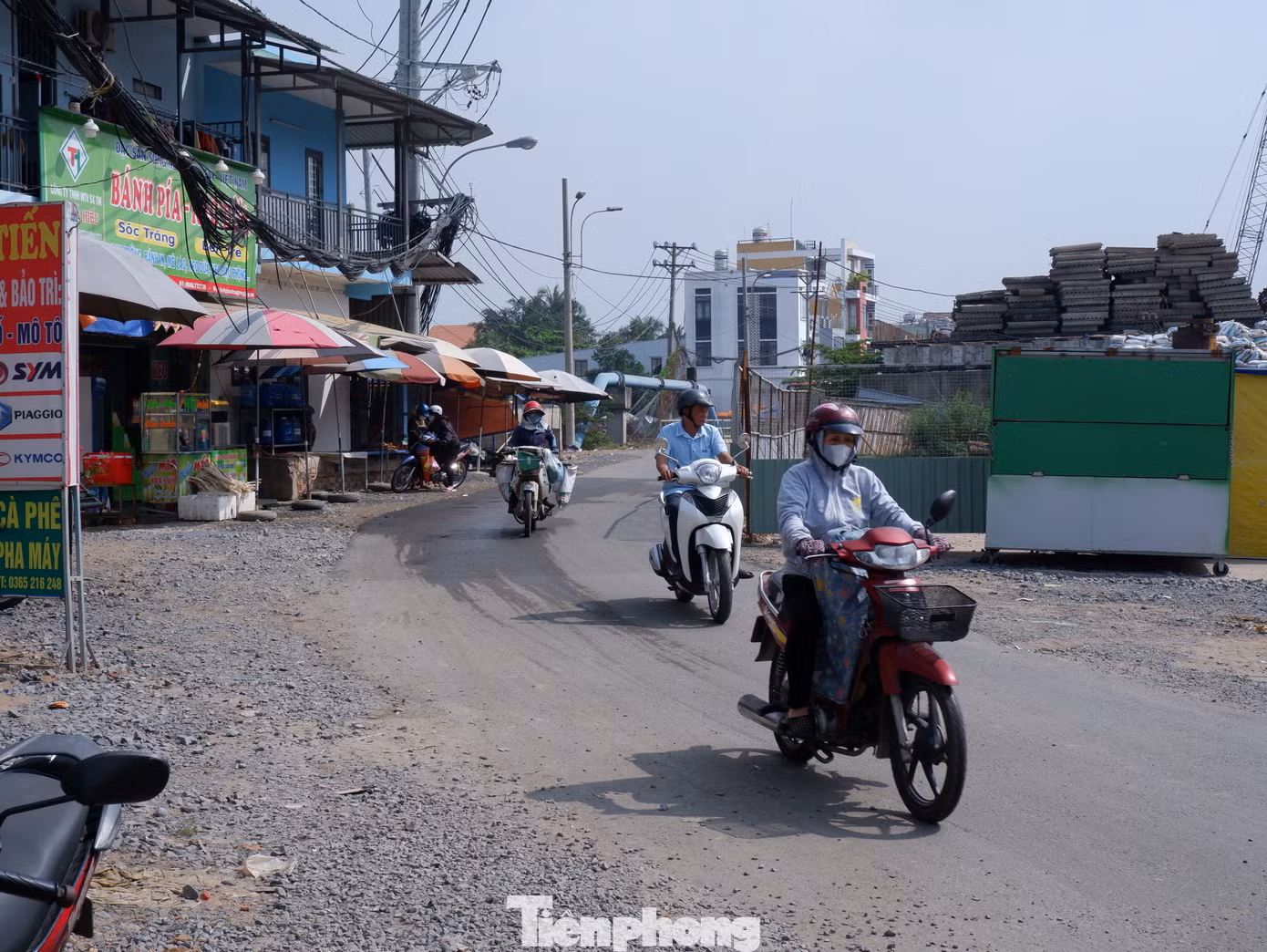 Tuy nhiên, do vướng vấn đề giải phóng mặt bằng, dự án này phải tạm dừng thi công gần 5 năm. Tuy nhiên, do vướng vấn đề giải phóng mặt bằng, dự án này phải tạm dừng thi công gần 5 năm.