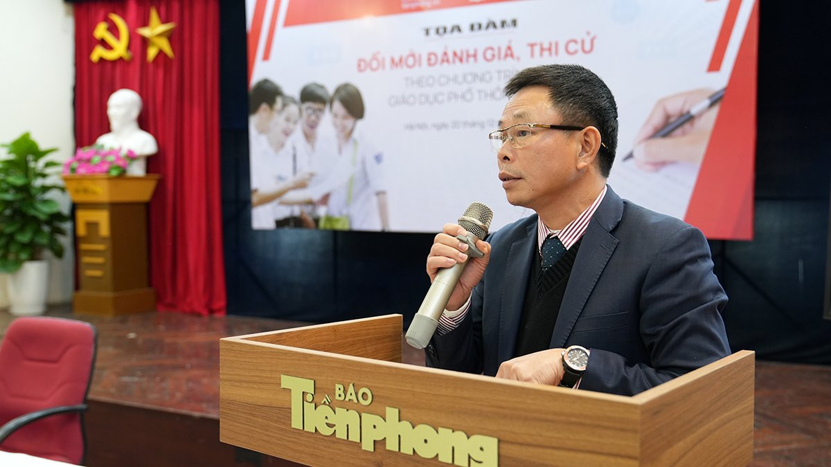 Nhà báo Phùng Công Sưởng, Phó tổng biên tập báo Tiền Phong