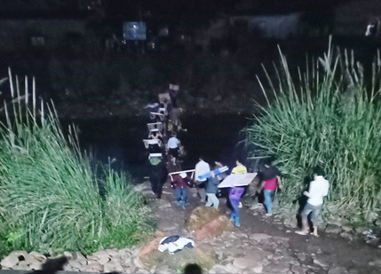 Hàng lậu tự do qua biên giới Quảng Ninh ảnh 2