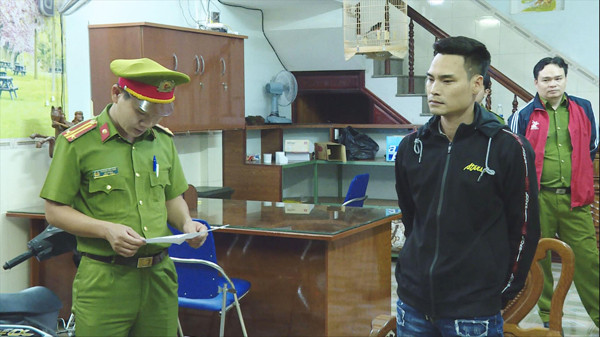 Bi kịch 'tín dụng đen': Phải trả lãi 'cắt cổ' còn bị bêu tên ảnh 1