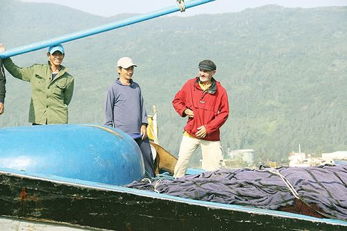 300 ngày cưu mang ông Tây thuyền buồm ảnh 1