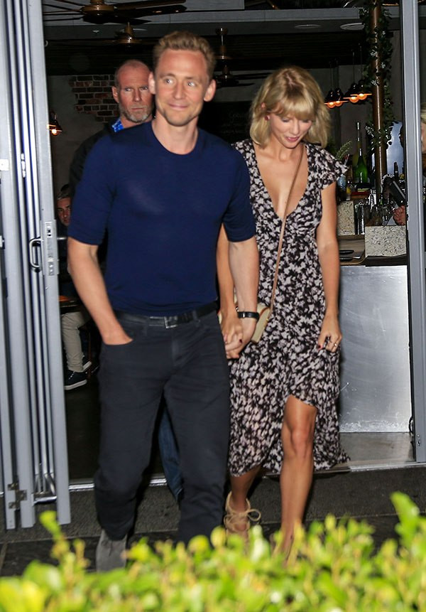 Taylor Swift và Tom Hiddleston 'mơ về ngôi nhà và những đứa trẻ' ảnh 1