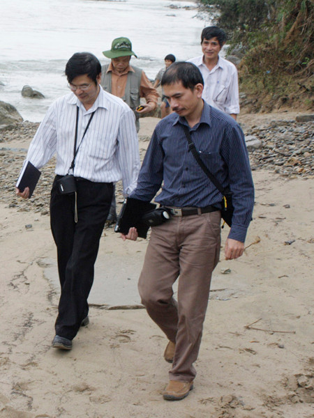 Đoàn công tác, khảo sát địa chất tại vùng Bắc Trà My