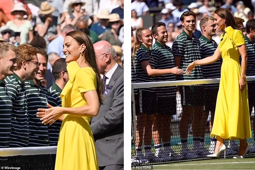 Công nương Kate chào hỏi và bắt tay với đội ngũ nhân viên phục vụ tại Sân vận động Trung tâm ở Wimbledon.