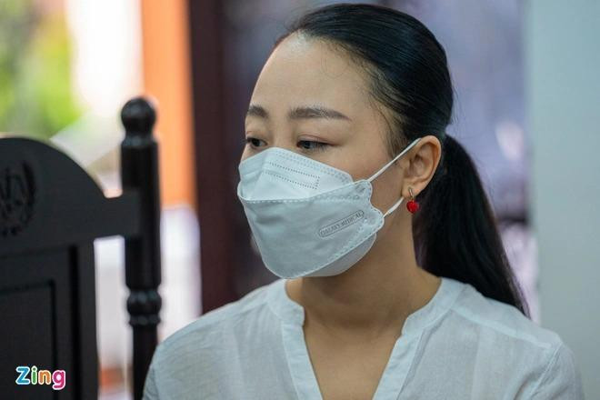 Chị Nguyễn Thị Bích Hường tại tòa. Ảnh: Chí Hùng. Chị Nguyễn Thị Bích Hường tại tòa. Ảnh: Chí Hùng.