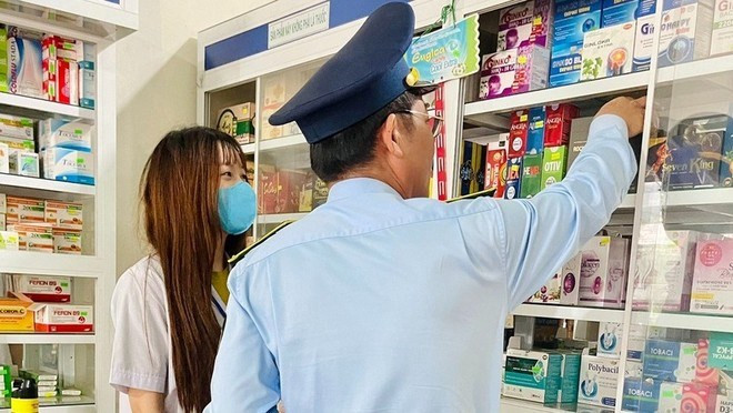 Cơ quan chức năng Hà Nội kiểm tra các cơ sở y dược tư nhân Cơ quan chức năng Hà Nội kiểm tra các cơ sở y dược tư nhân