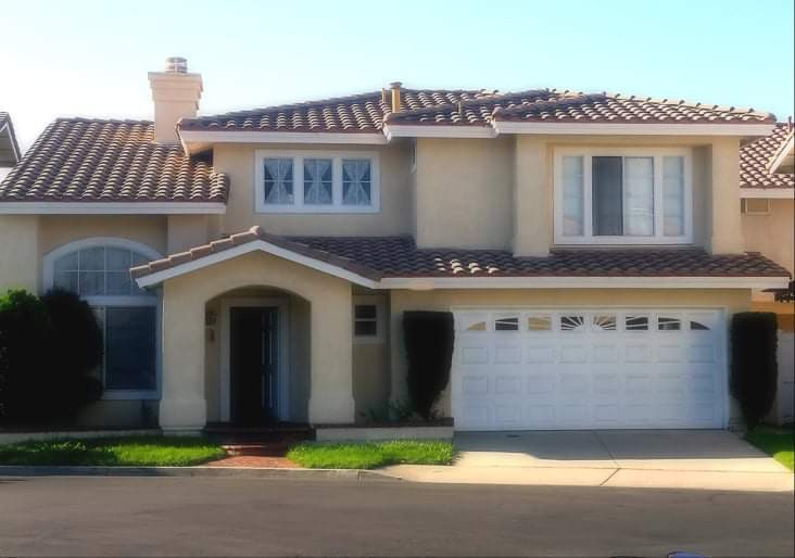 Sau cuộc tình với Thuyết buôn vua tan vỡ, Linh Nga ra sao trên đất Mỹ? ảnh 4