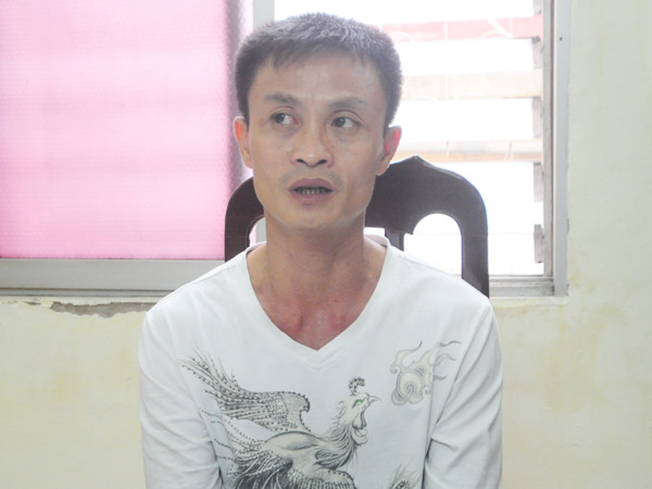 Đối tượng Nguyễn Ngọc Bảo tại cơ quan điều tra. Ảnh: T.N