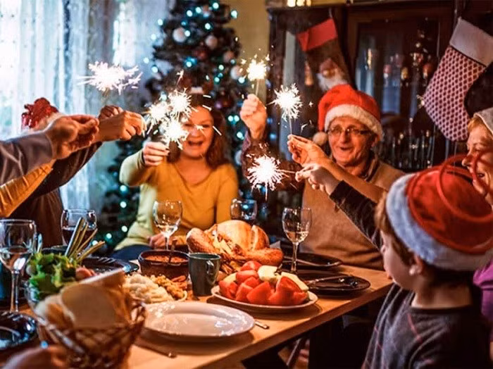 Người dân nước nào thường ăn gà Tây vào Giáng sinh?