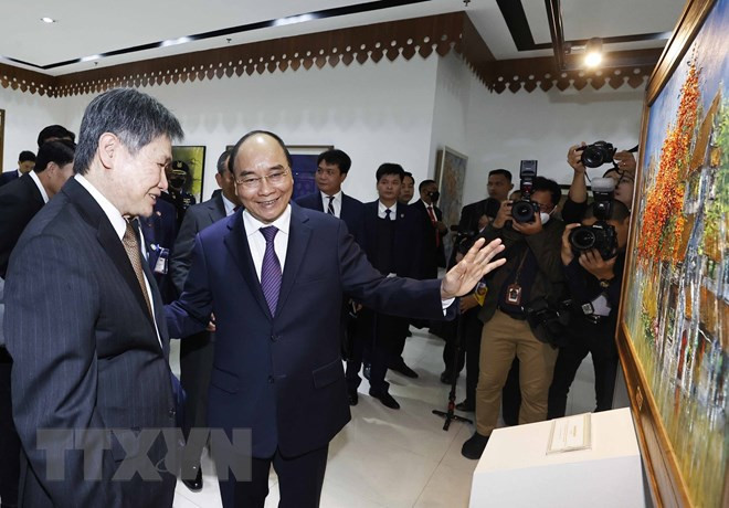 Chủ tịch nước Nguyễn Xuân Phúc thăm Ban Thư ký ASEAN. (Ảnh: Thống Nhất/TTXVN)