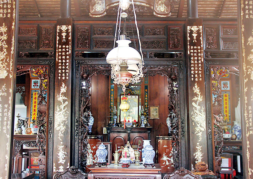 Nét tinh xảo trong kiến trúc chạm khắc ngôi nhà cổ Nét tinh xảo trong kiến trúc chạm khắc ngôi nhà cổ