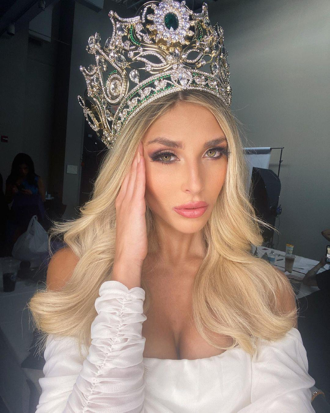 Ngay lập tức, trang cá nhân của Madison Lynn Callaghan trở thành tâm điểm của cư dân mạng. Tuy nhiên, những ai từng buông lời chê bai cô trước đó đã phải nghĩ lại khi nhìn ngắm những bức ảnh cực kỳ xinh đẹp của cô.