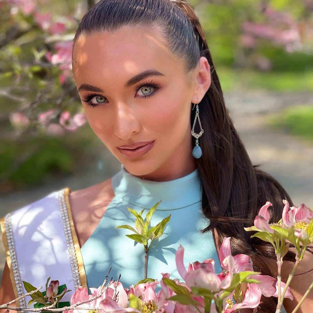 Năm 2016, cô tiếp tục tham gia Miss New York United States 2016 và giành ngôi vị Miss New York Earth United States 2016. Người đẹp sau đó đại diện cho New York tham dự cuộc thi Hoa hậu Trái đất Mỹ 2016.