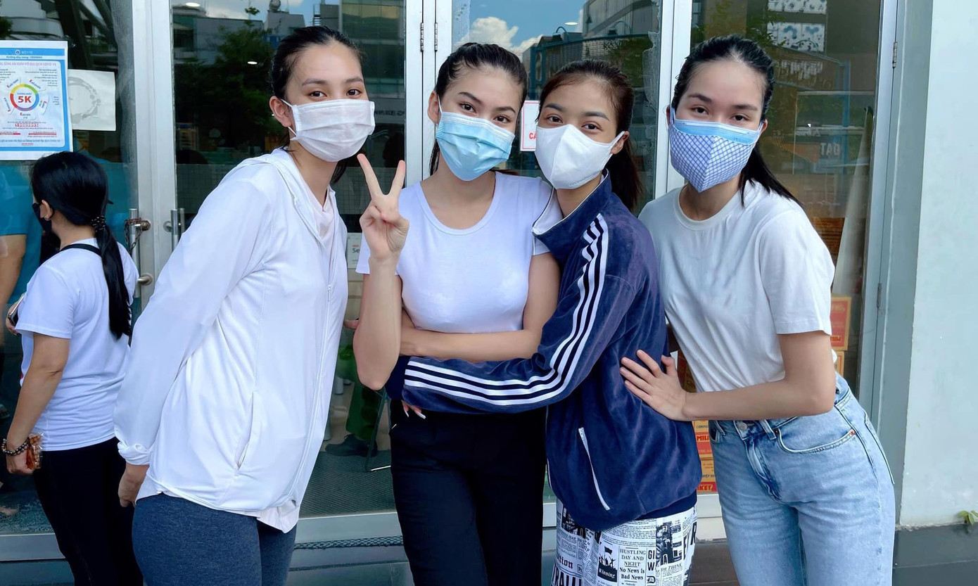 Hoa hậu Tiểu Vy, Á hậu Phương Anh, Ngọc Thảo, Kiều Loan là những nàng hậu mới nhất gia nhập vào đội ngũ tình nguyện viên.