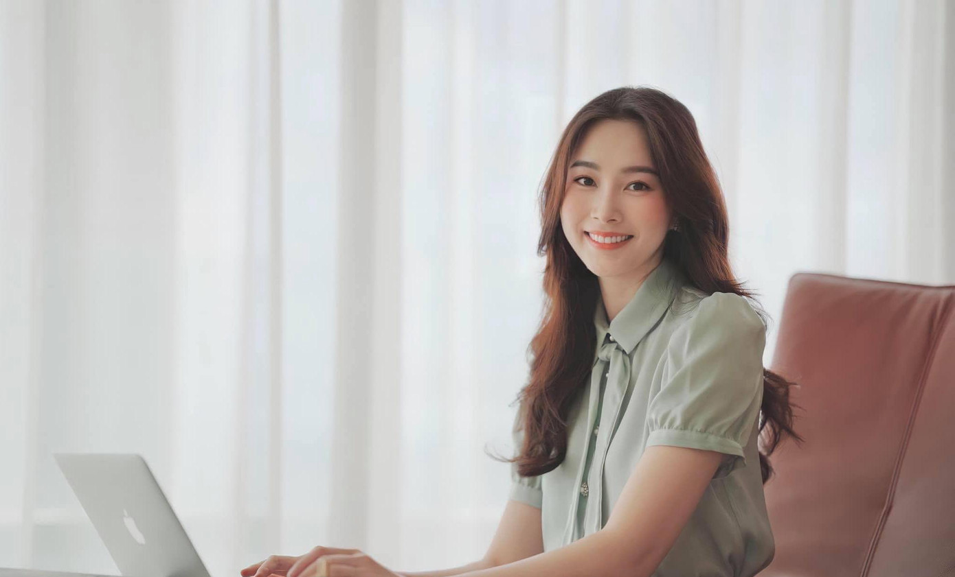 Bức ảnh Hoa hậu Thu Thảo được ông xã Trung Tín chụp nhận được nhiều lời khen ngợi từ các fans.