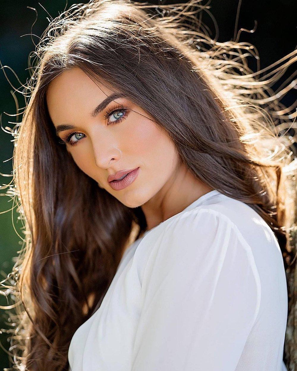 Năm 2018, cô đính hôn với bạn trai. Năm 2019 cô tiếp tục dự thi Miss New York USA 2019 và lọt top 20. Đến năm nay, cô tiếp tục theo đuổi con đường sắc đẹp khi ghi danh tại Hoa hậu Quốc tế Mỹ 2021 và giành ngôi vị cao nhất. Người đẹp sẽ đại diện nước Mỹ tham dự Miss International 2021 tổ chức ở Nhật Bản vào cuối năm nay.