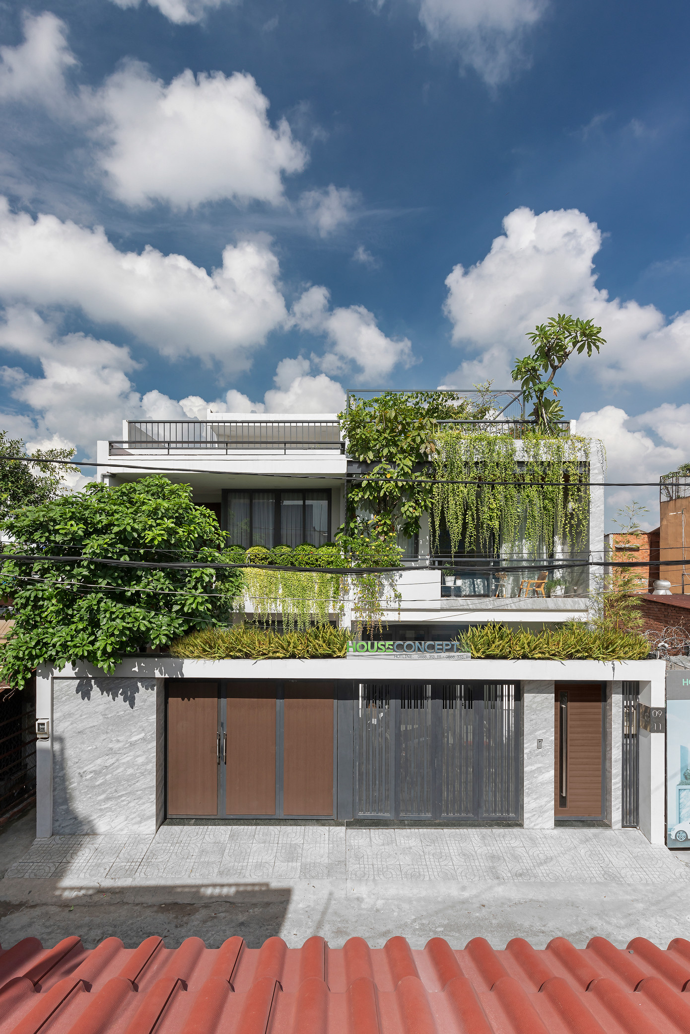 Snow House là ngôi nhà ống 3 tầng nằm ở TP Hồ Chí Minh.