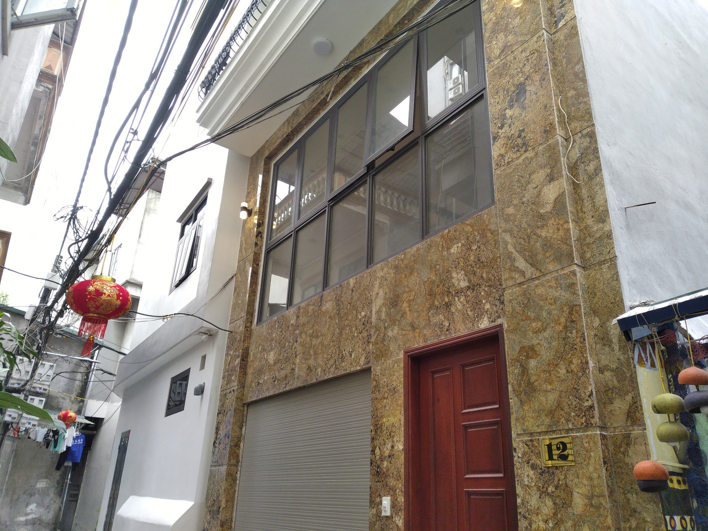 Giá nhà ở riêng lẻ trong ngõ sâu giảm cả về giá và giao dịch. Giá nhà ở riêng lẻ trong ngõ sâu giảm cả về giá và giao dịch.