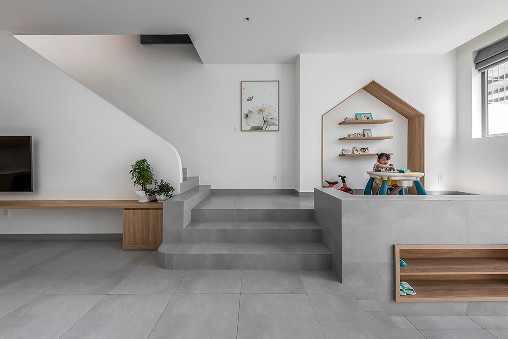 Không gian thông thoáng, có nhiều khu vui chơi cho con gái.