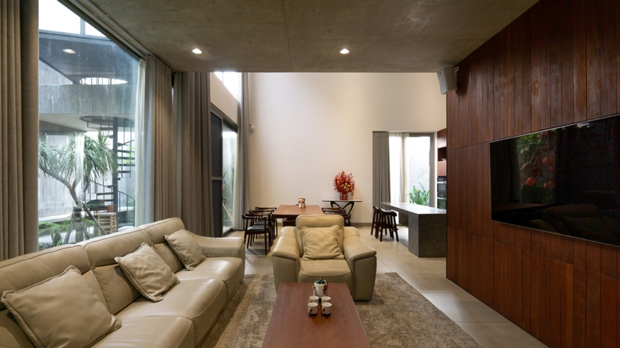 Phòng khách là tổng hòa của thiết kế hiện đại và phong cách nhiệt đới Á Đông. Phòng khách là tổng hòa của thiết kế hiện đại và phong cách nhiệt đới Á Đông.