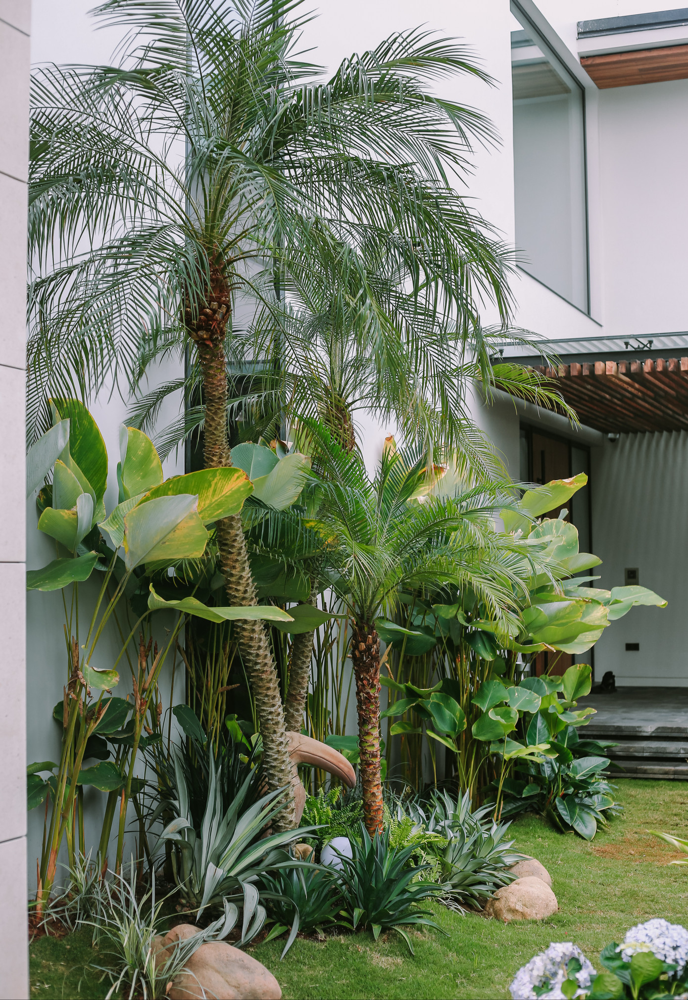 Ảnh: Landscape Architecture by Tropical Group Ảnh: Landscape Architecture by Tropical Group