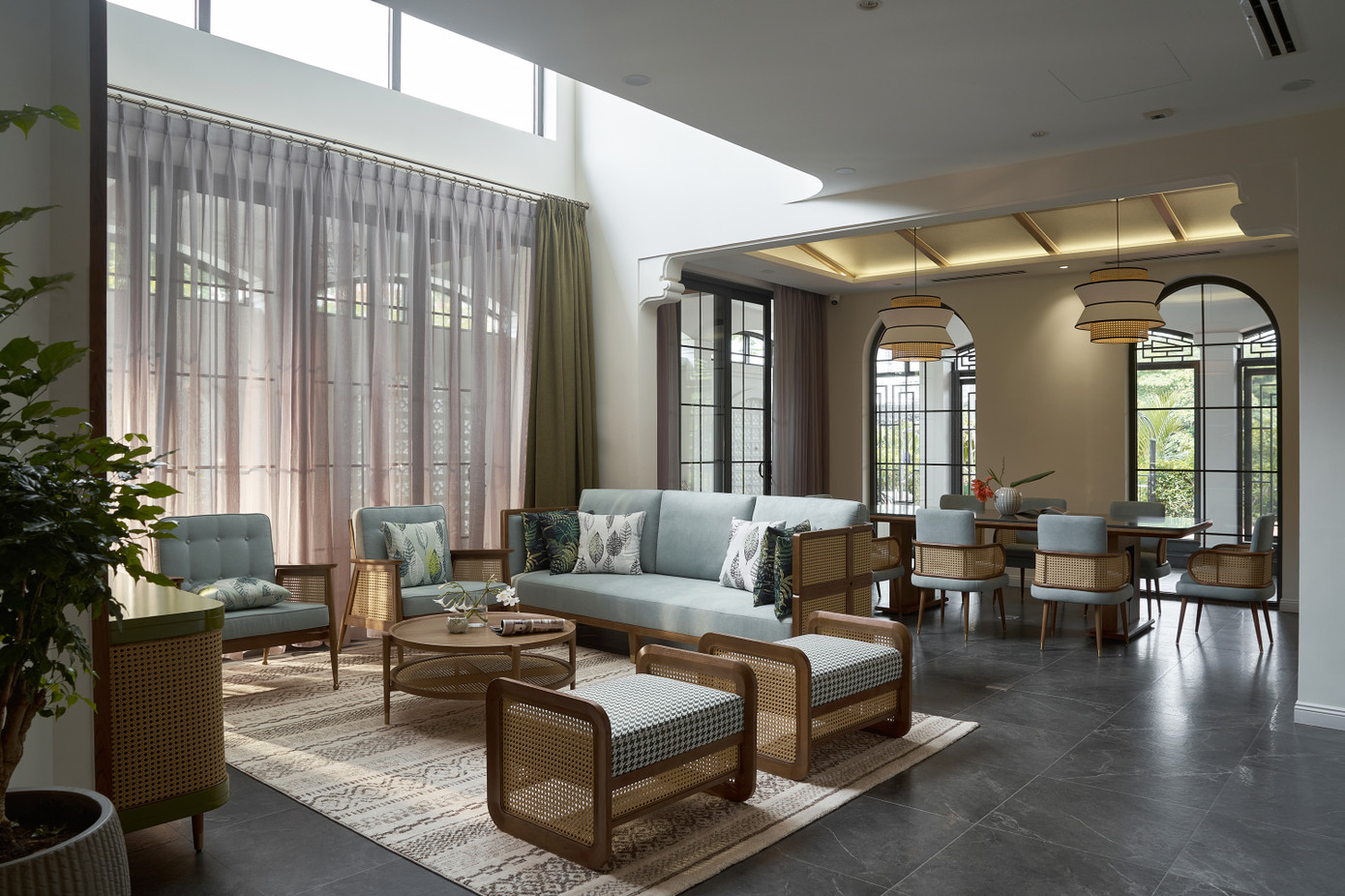 Ngôi nhà mang không gian mở, đem đến sự bình yên và thoải mái cho gia chủ. Ngôi nhà mang không gian mở, đem đến sự bình yên và thoải mái cho gia chủ.