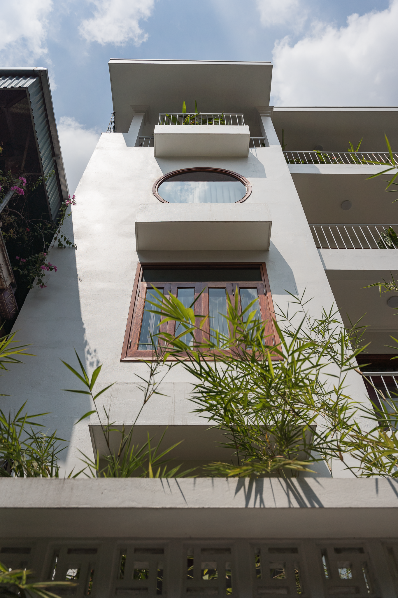 Ngôi nhà 4 tầng sau cải tạo có thêm một phòng ngủ. Ngôi nhà 4 tầng sau cải tạo có thêm một phòng ngủ.